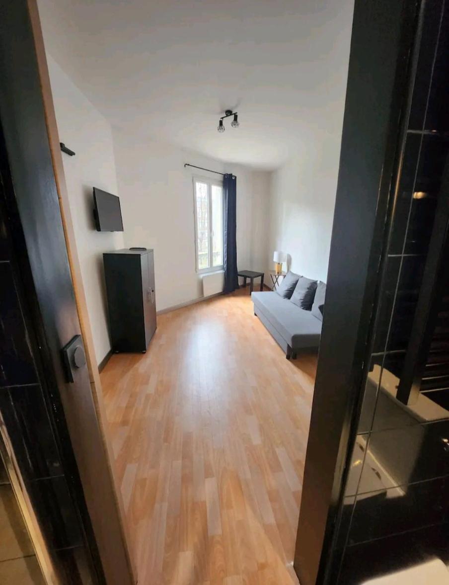 Апартаменты Tres Beau 2 Pieces A 400M De Paris Жантийи Экстерьер фото